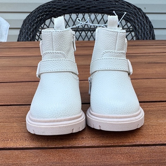 Cat & Jack Evie Buckle Moto Boots Size 5 NWT - Picture 2 of 7